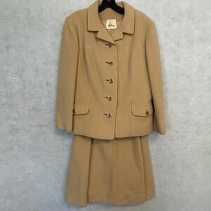 Warren Of Stafford For Stanley Nelson Vintage Mongolian Camel Hair Suit Women's